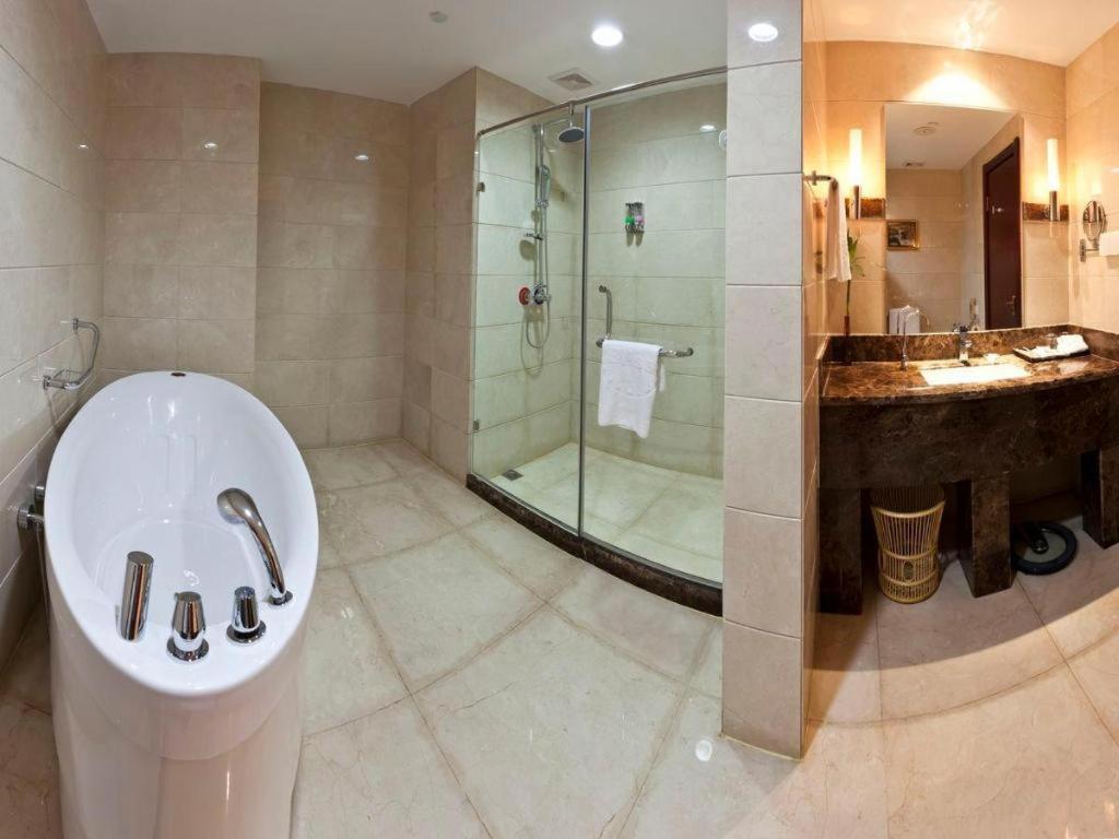 Bliss International Hotel Weihai Exterior foto